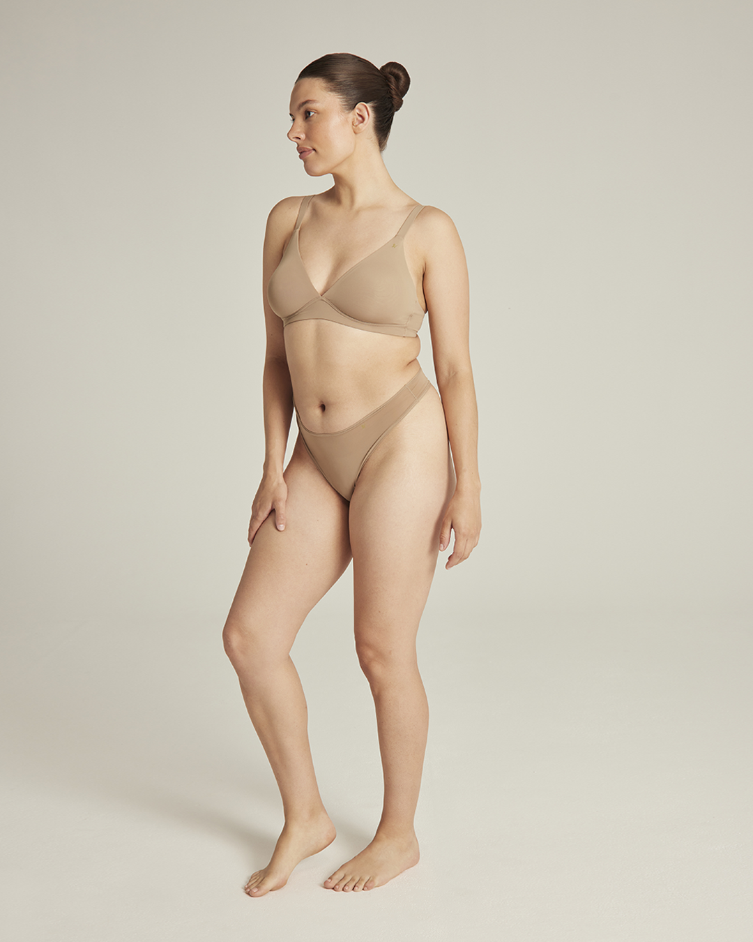 Reggiseno elastico facile / Bare 03