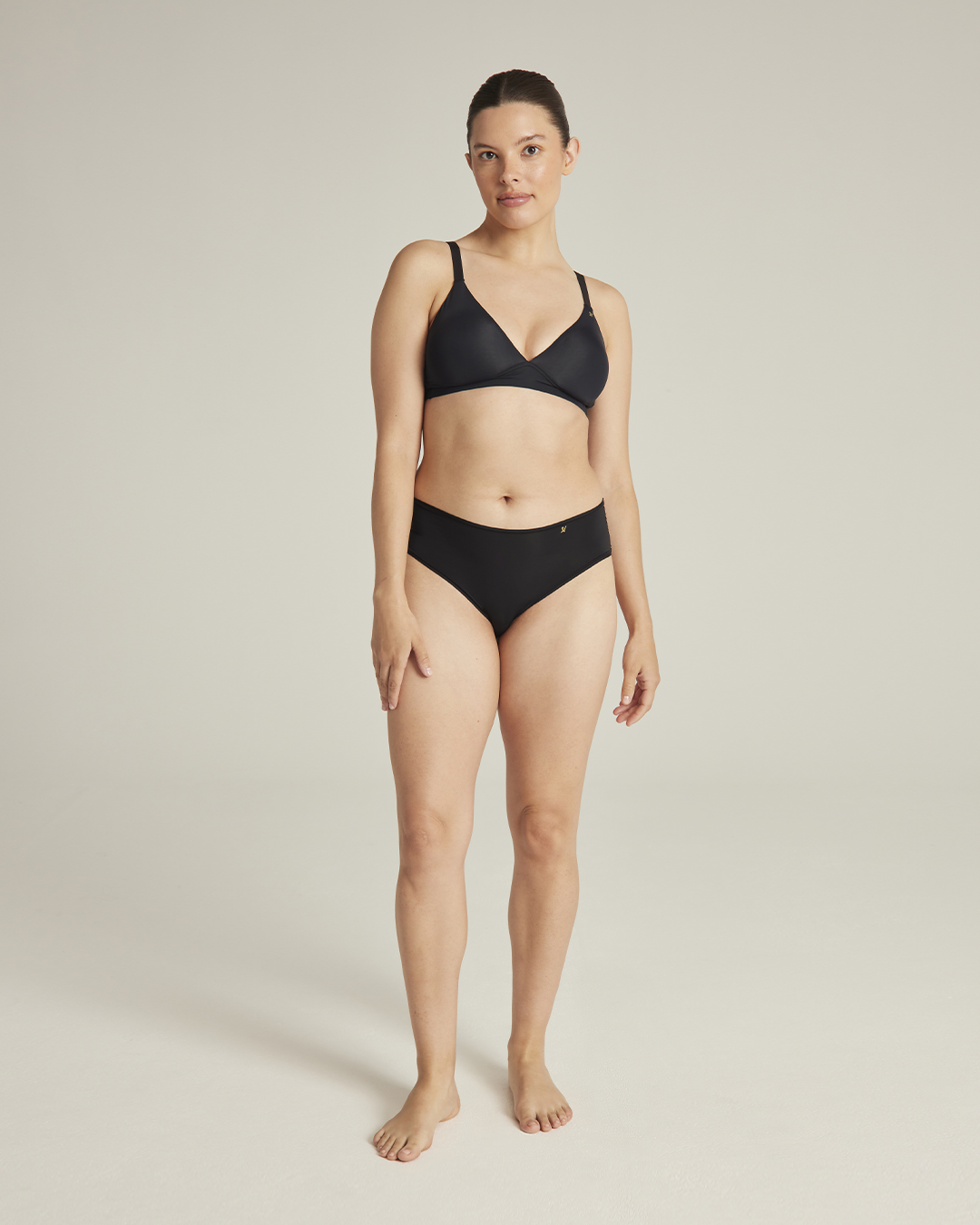 Slip bikini a vita media / Nero