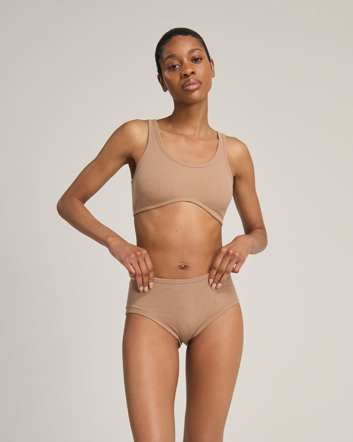 Dip Front Bralette / Bare 03
