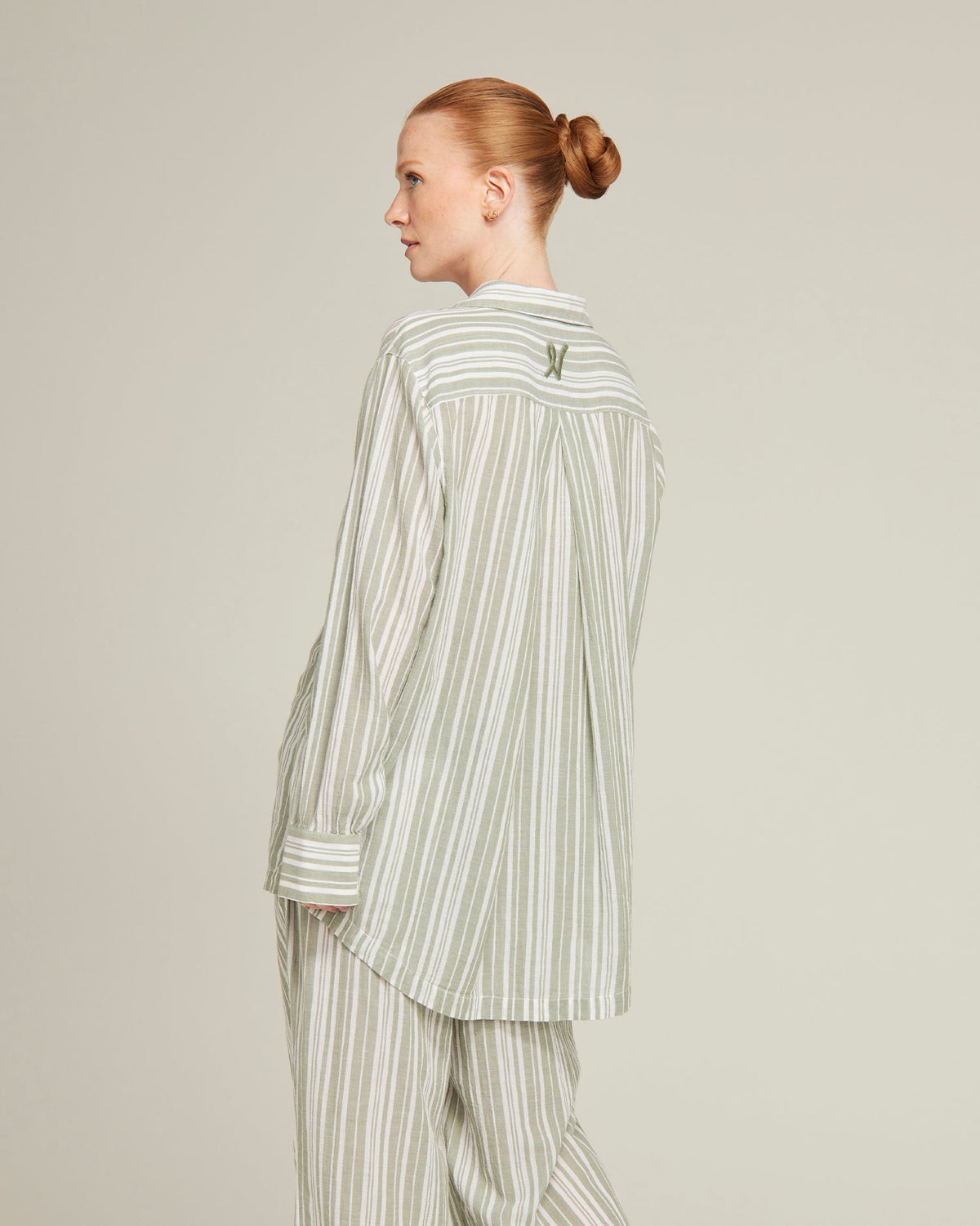 Camicia midi / Righe salvia