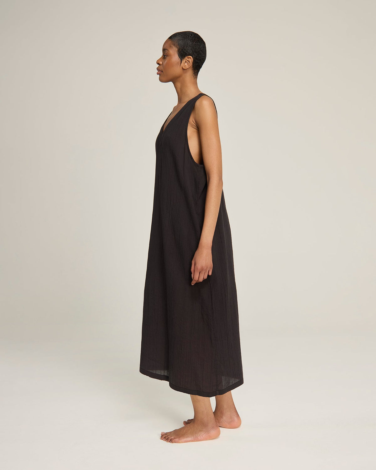 V Neck Dress / Black