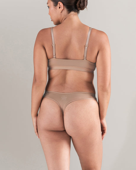 Dipped Thong / Bare 03